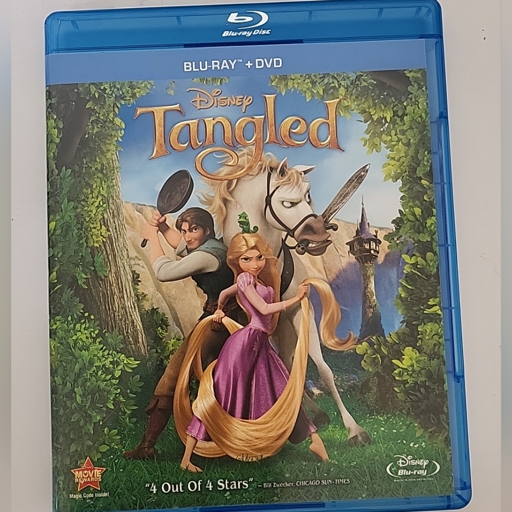 Tangled - Blu-ray & DVD Combo Set